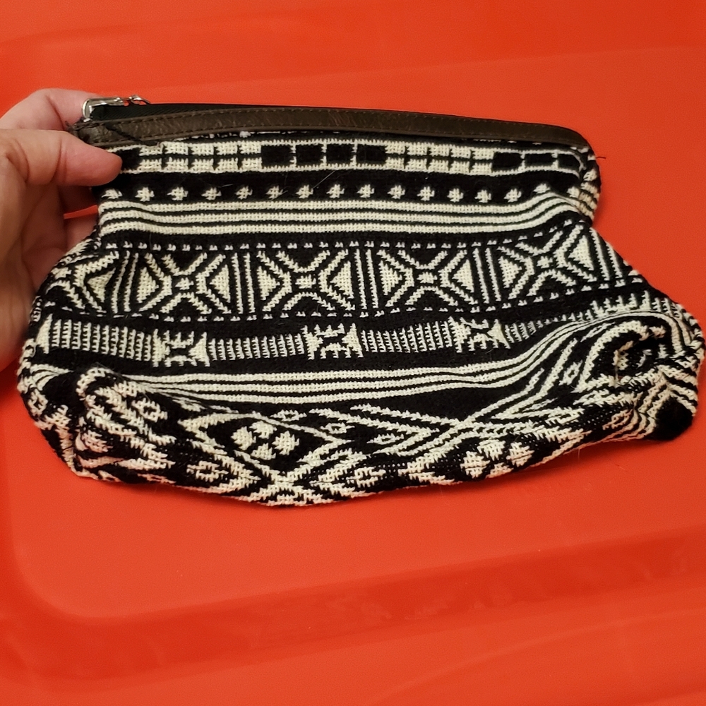 Thirty-One Rio Weave Reversible Pouch